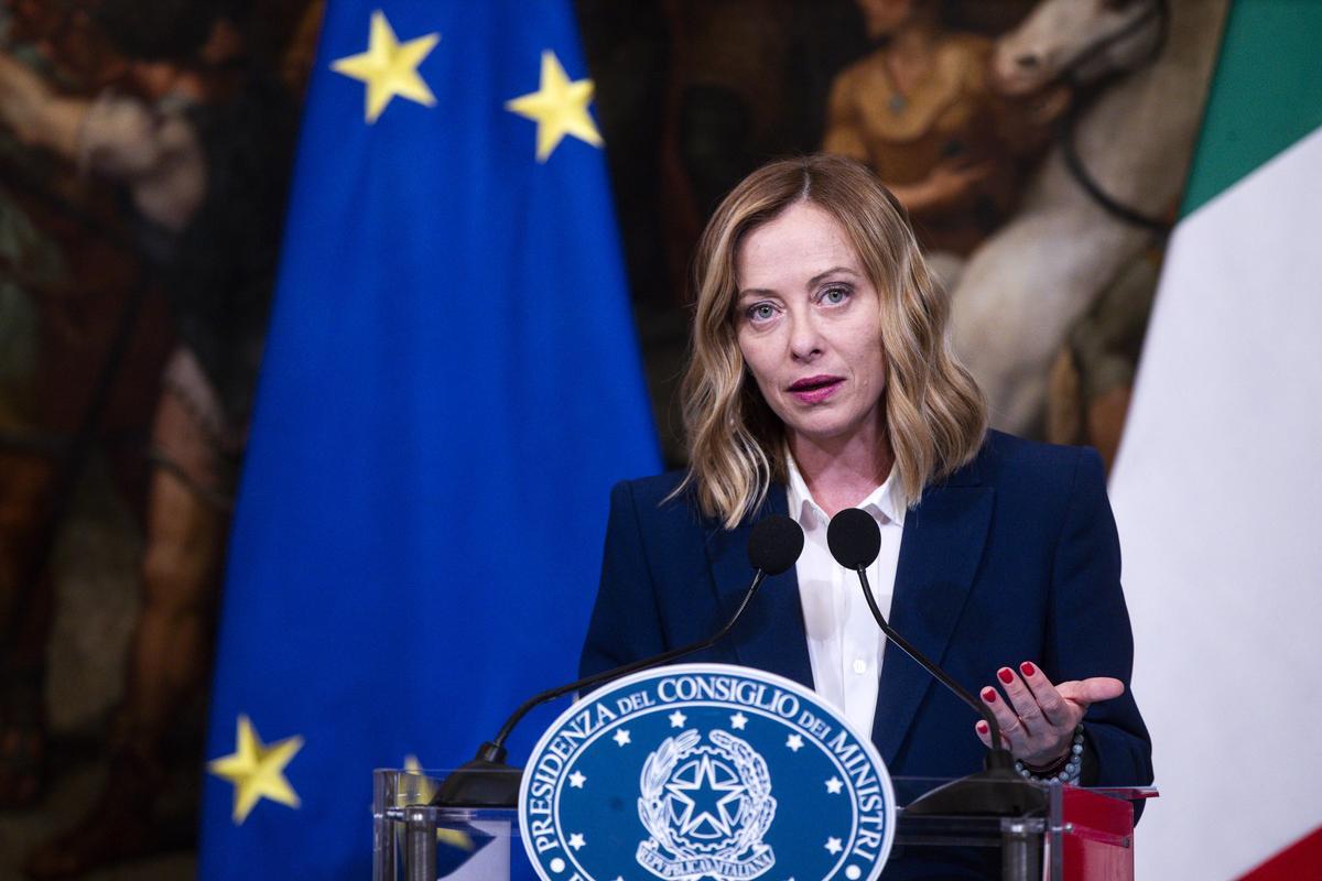 La extrema derecha asciende en Europa, liderada por el partido de la primera ministra italiana Giorgia Meloni