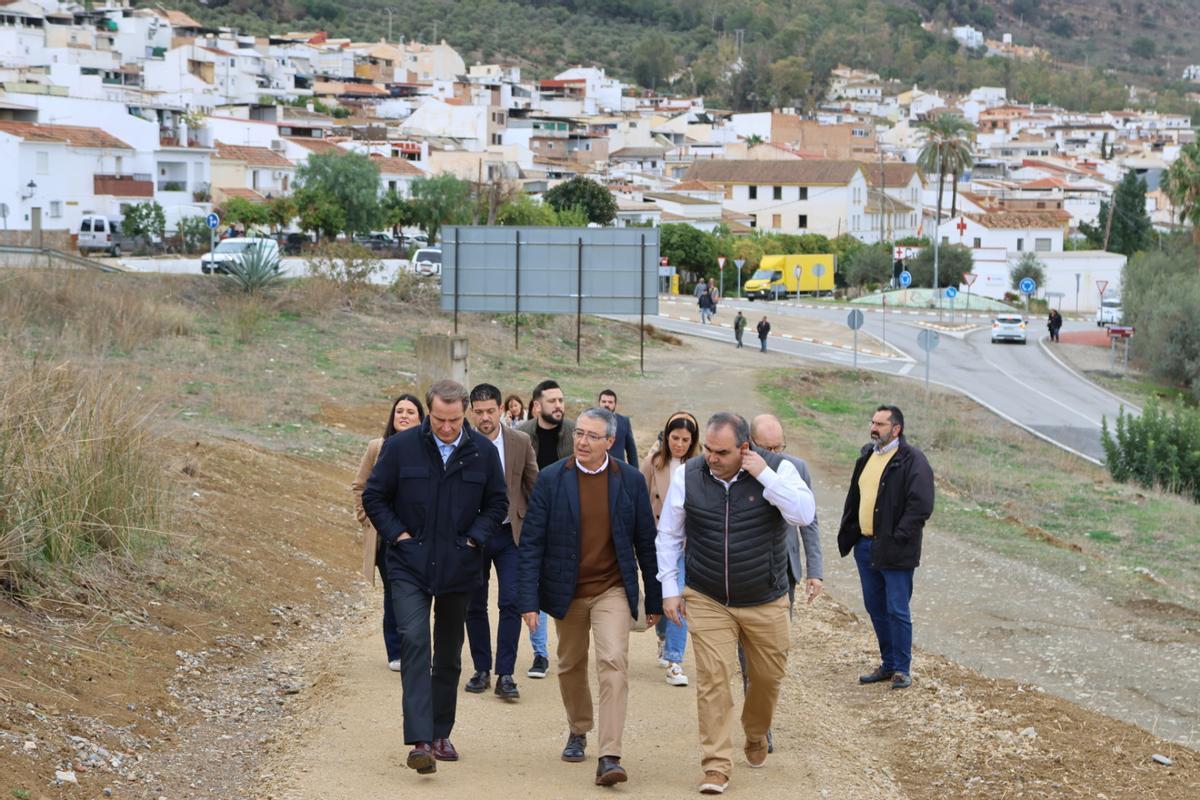 Inaugurado en Pizarra un nuevo tramo del Corredor Verde del Guadalhorce.