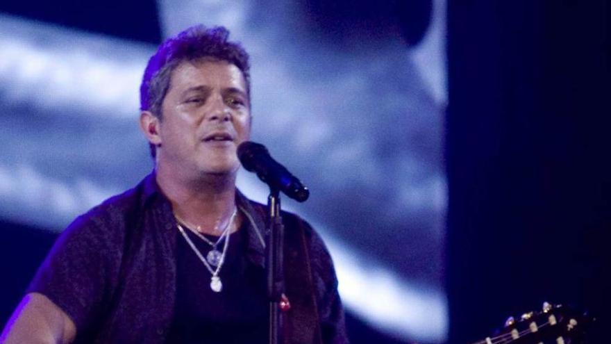 Alejandro Sanz.