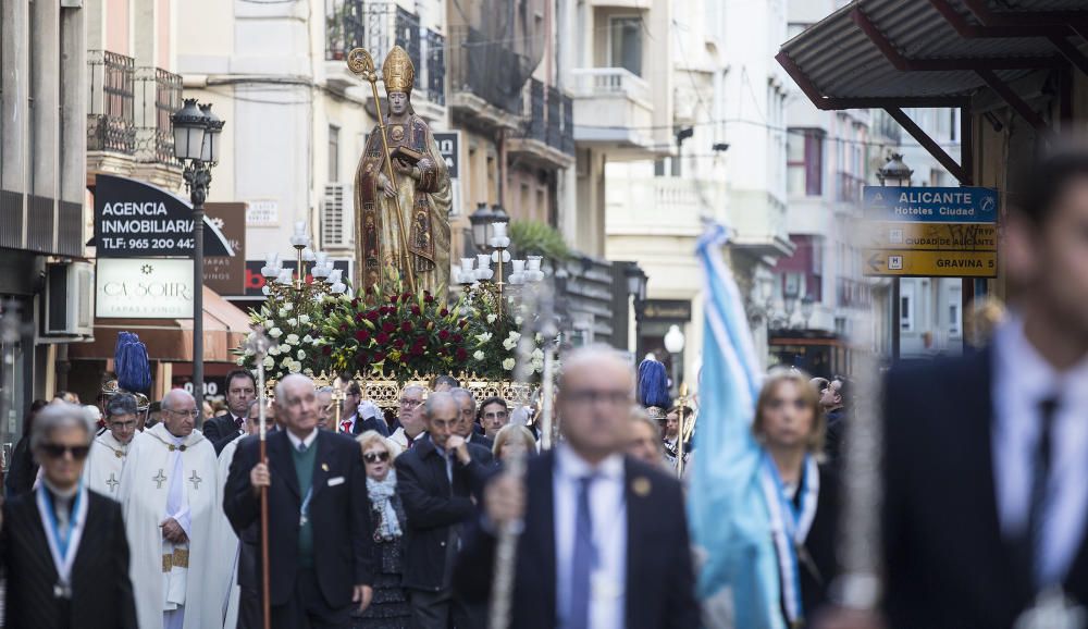 Alicante se ha volcado hoy con los actos por la festividad de San Nicolás