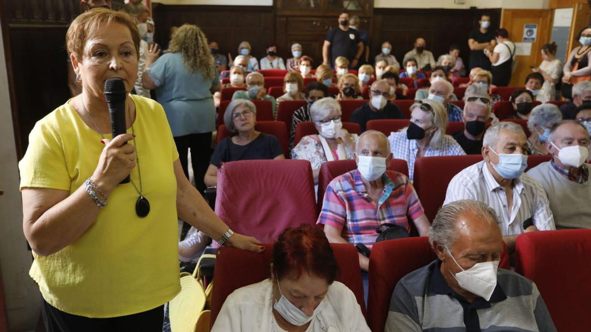 Rocío Simón durante su intervención en el pleno de esta semana. | LEVANTE-EMV