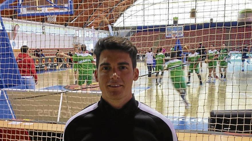 Rodrigo González, el árbitro anfitrión