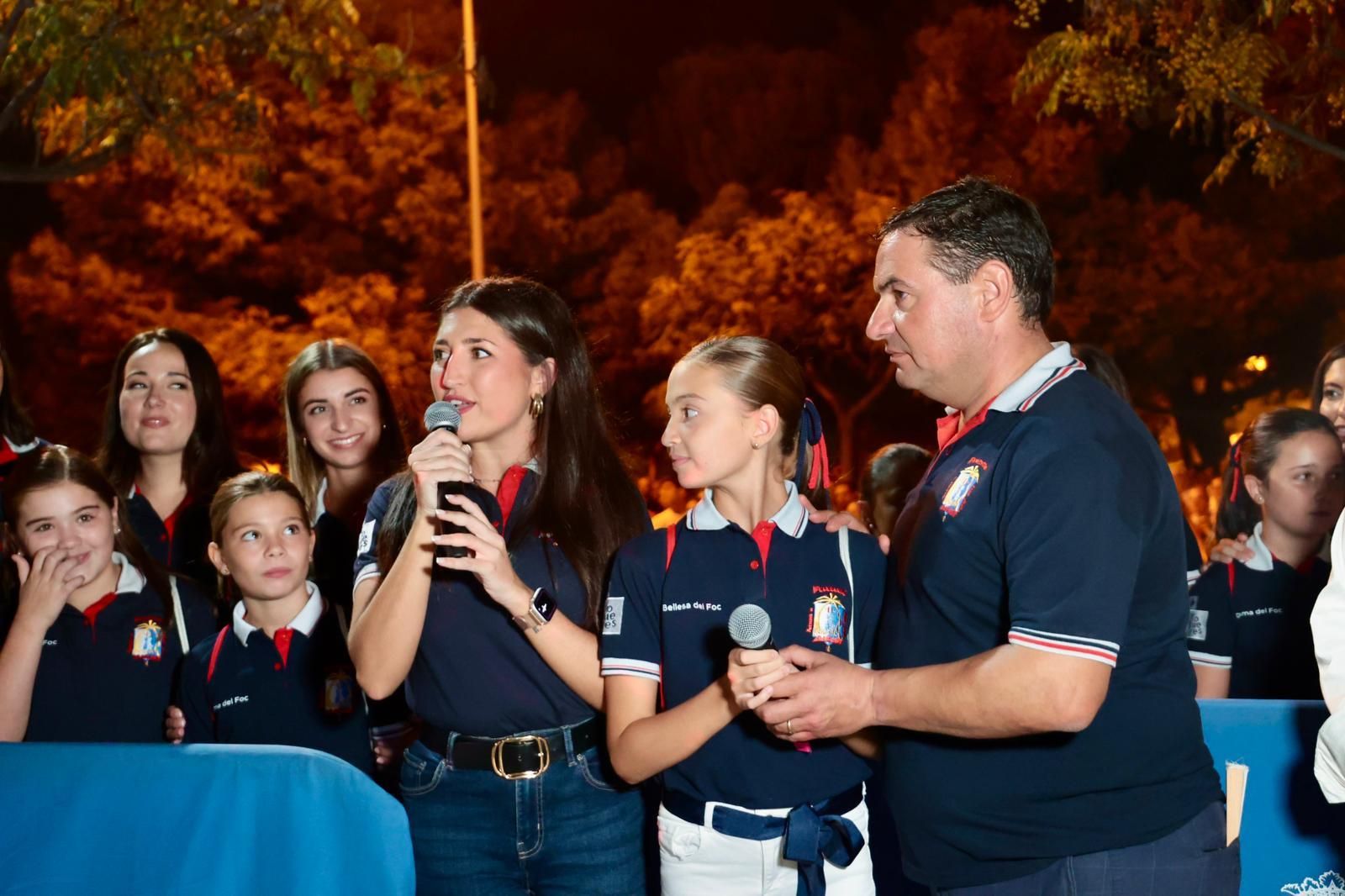 La primera Mascletà de "Pólvora tot l'any" de Alicante, en imágenes