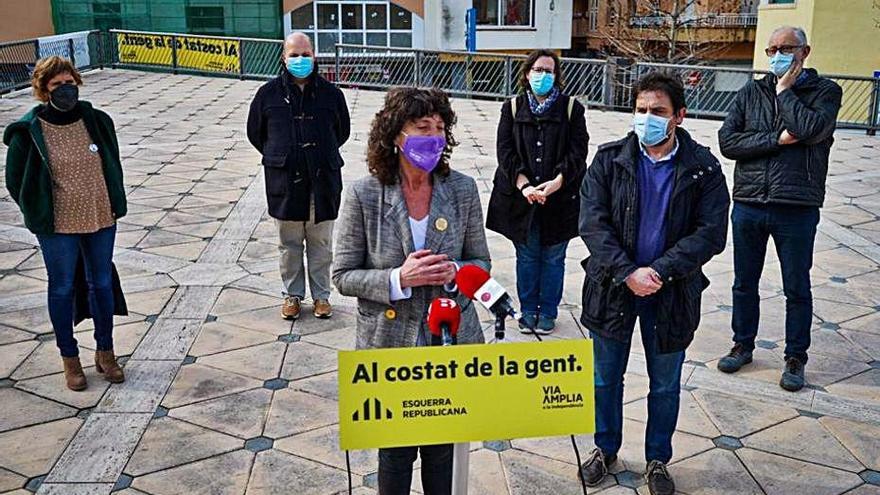 Teresa Jordà, amb l&#039;equip d&#039;ERC al Pla de l&#039;Estany.