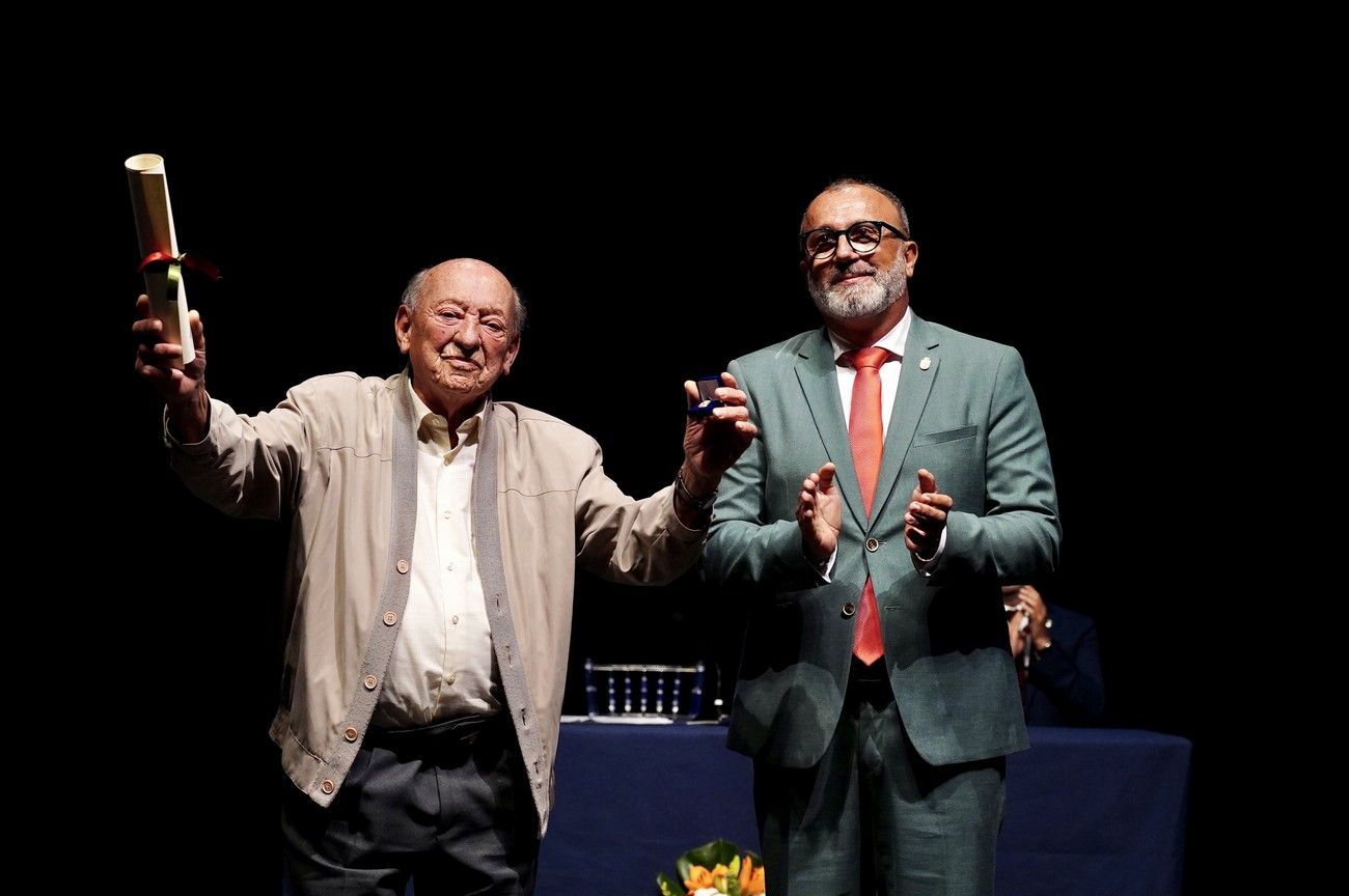 Honores y Distinciones de Santa Lucía de Tirajana