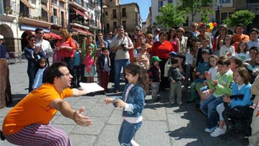 Cultura y libreros dicen que la feria del libro ha sido un éxito