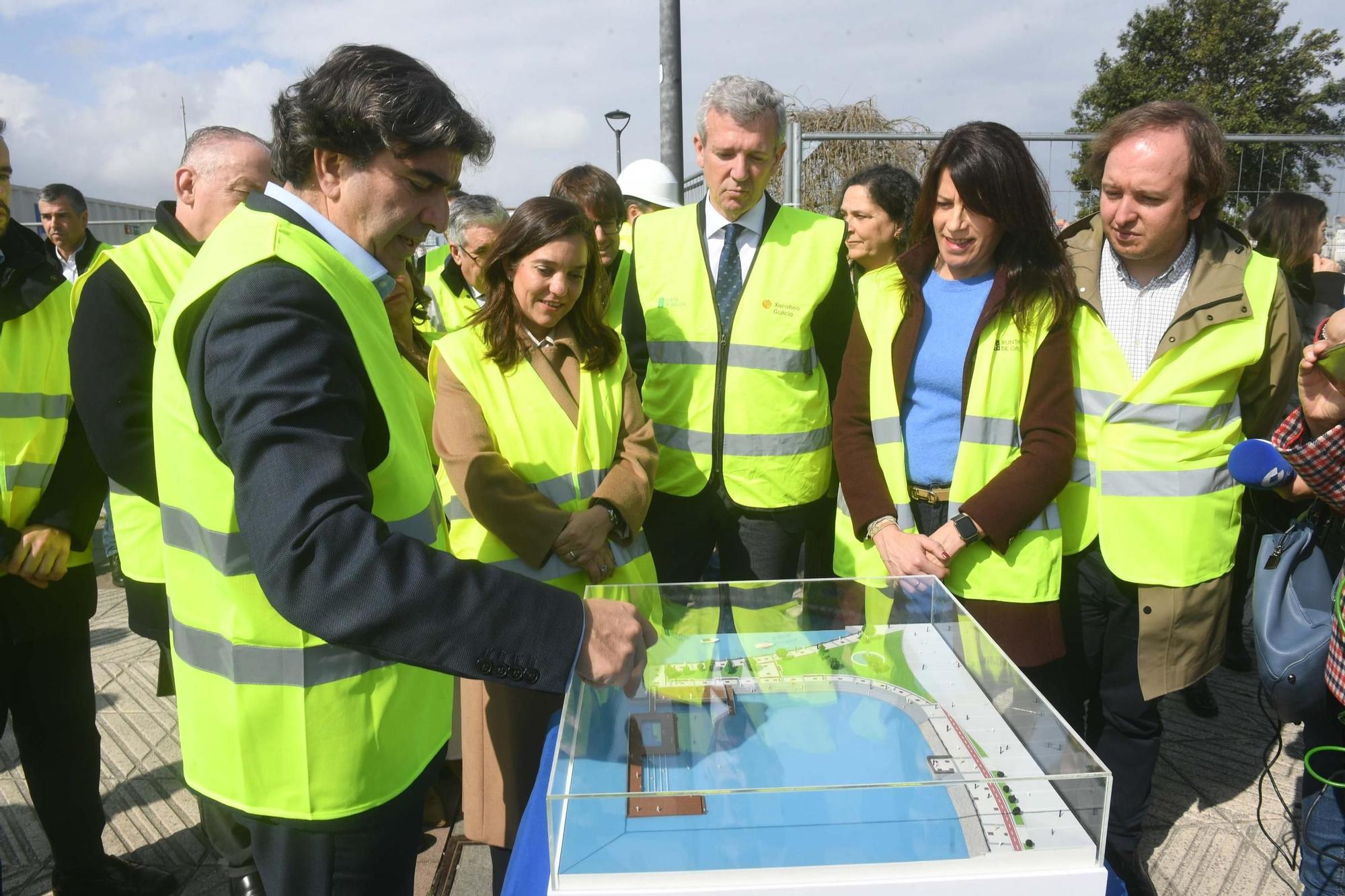 La plataforma de baño en O Parrote, prevista para 2023, apunta a finales de este verano