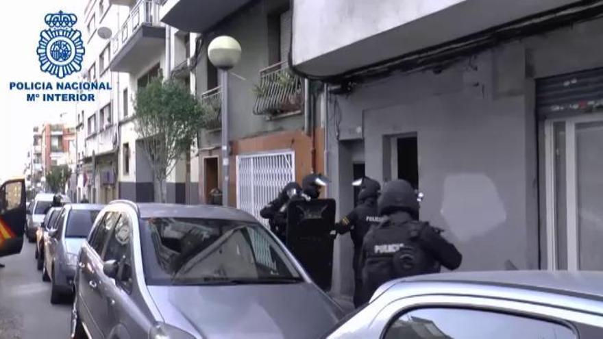 Detenidos tres presuntos yihadistas en Badalona, Salou y Tánger