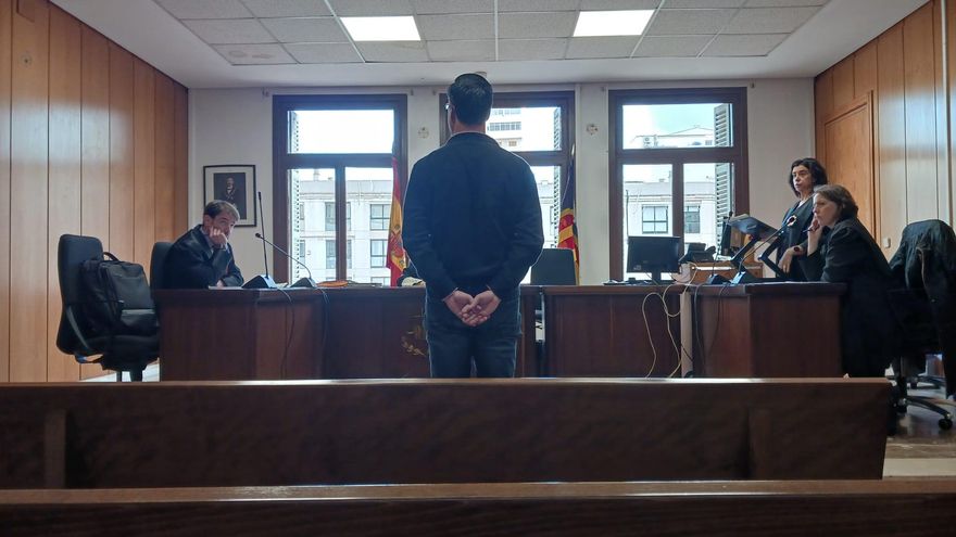 La Audiencia de Palma absuelve a un hombre que coincidió con su ex en la gasolinera, pese a tener una orden de alejamiento
