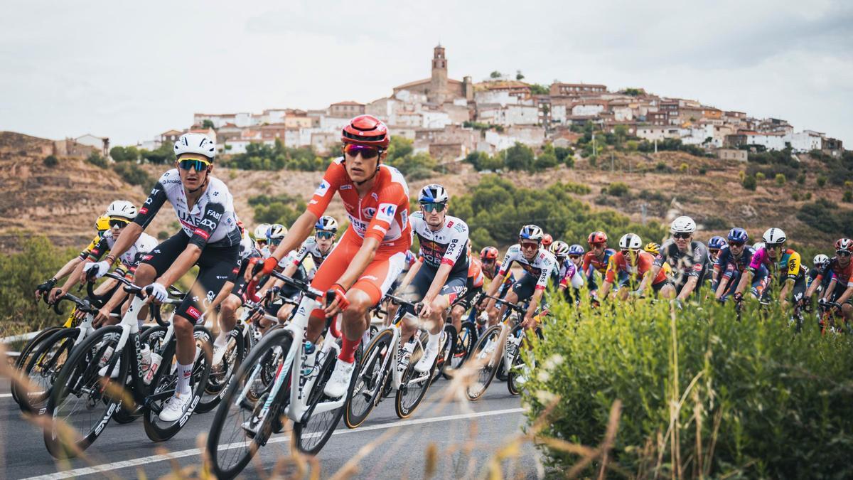 Madrid renuncia a acoger la Vuelta 2026 que acabará en Granada