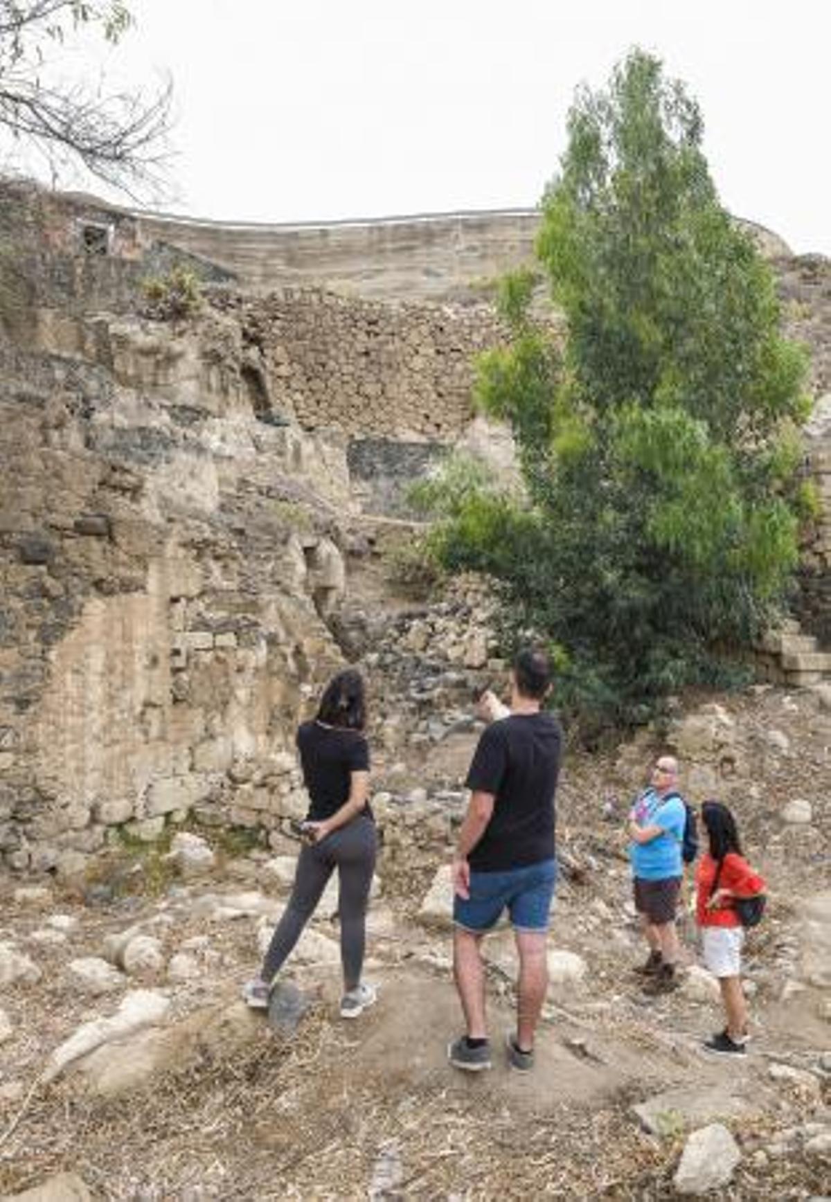 Paseo por el barranco con la nueva app Kleos Guiniguada Paseo por el barranco con la nueva app Kleos Guiniguada
