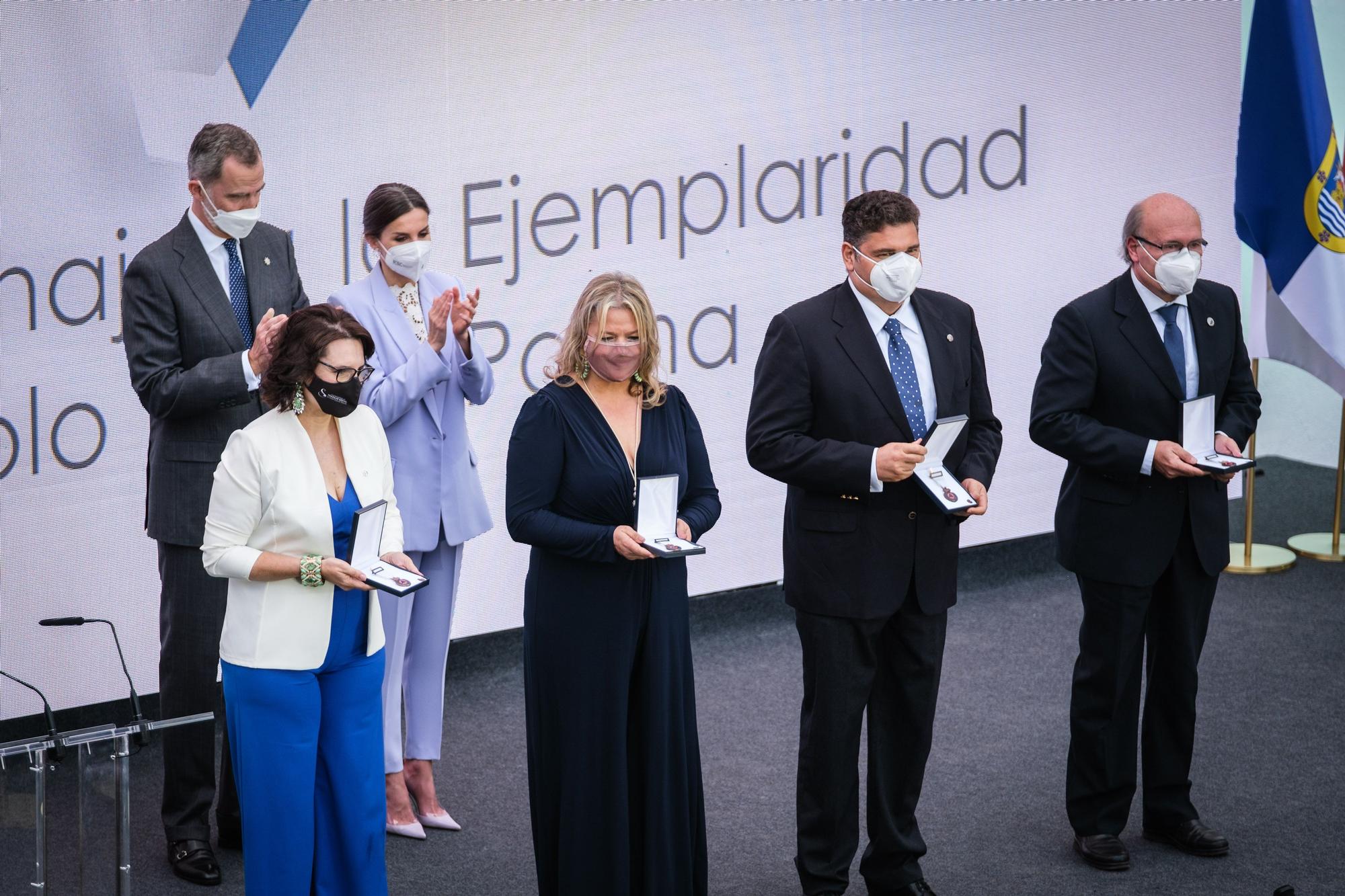 Visita del Rey y los presidentes de las comunidades a La Palma al acto de homenaje a los palmeros