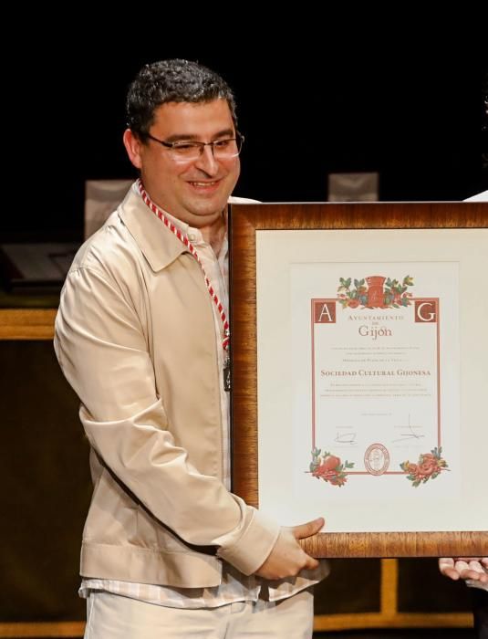 Entrega de Medallas en Gijón