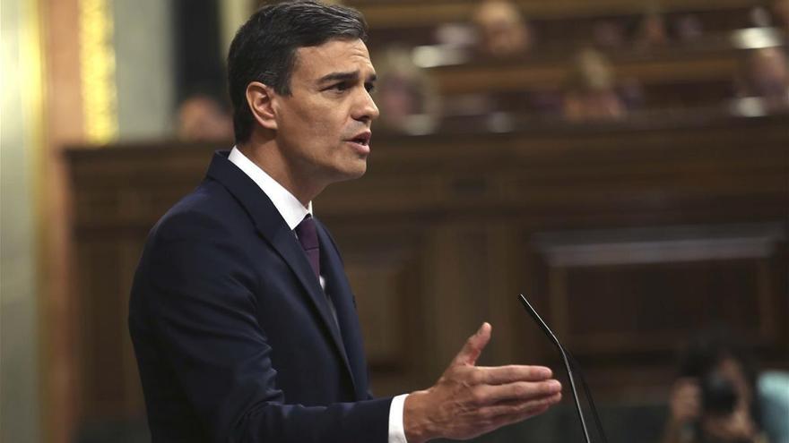 Sánchez recibe a Casado y le reconoce como líder de la oposición frente a CS