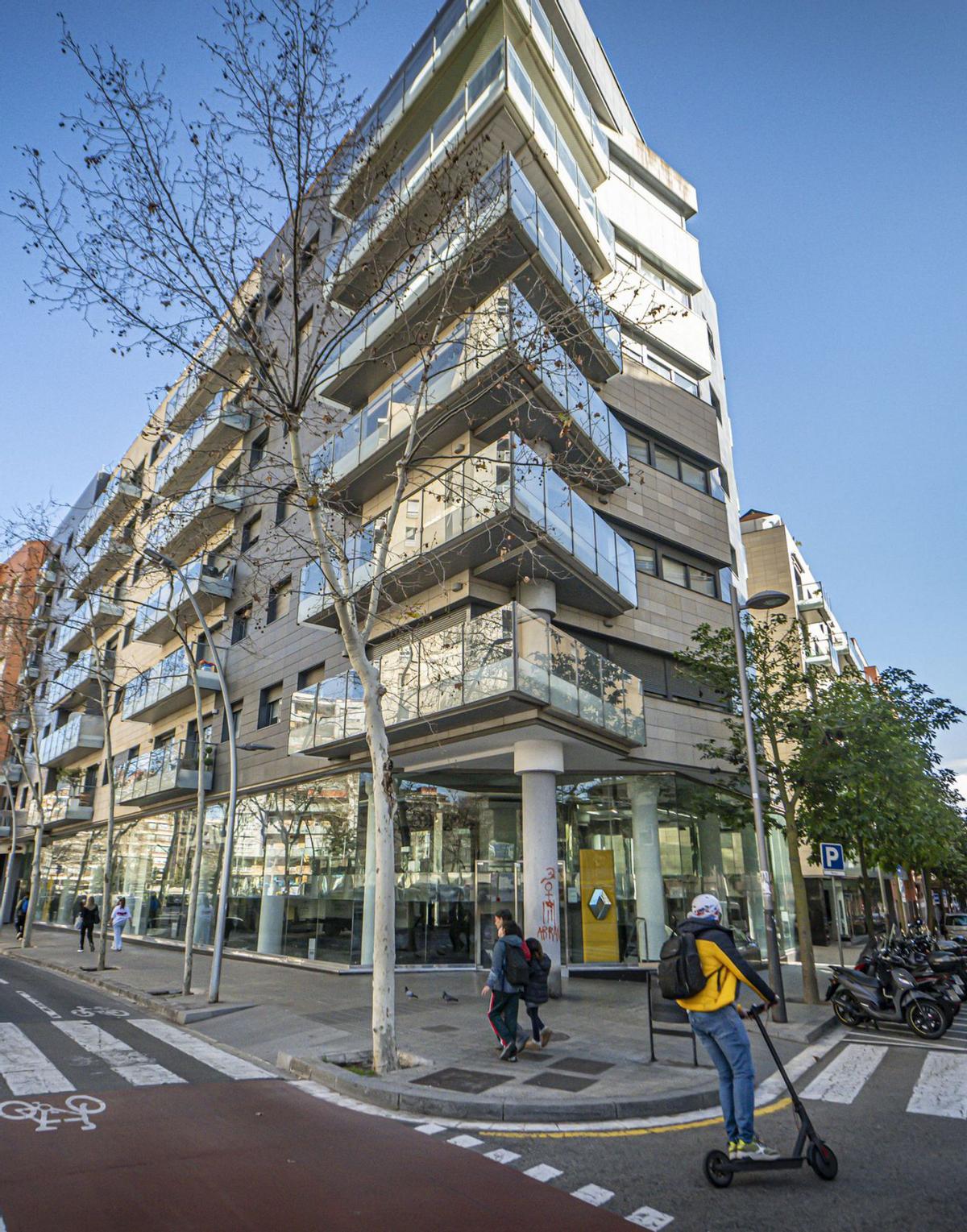 Catalunya té entre1.500 i 3.000 blocs amb façana ventilada similar a la de València