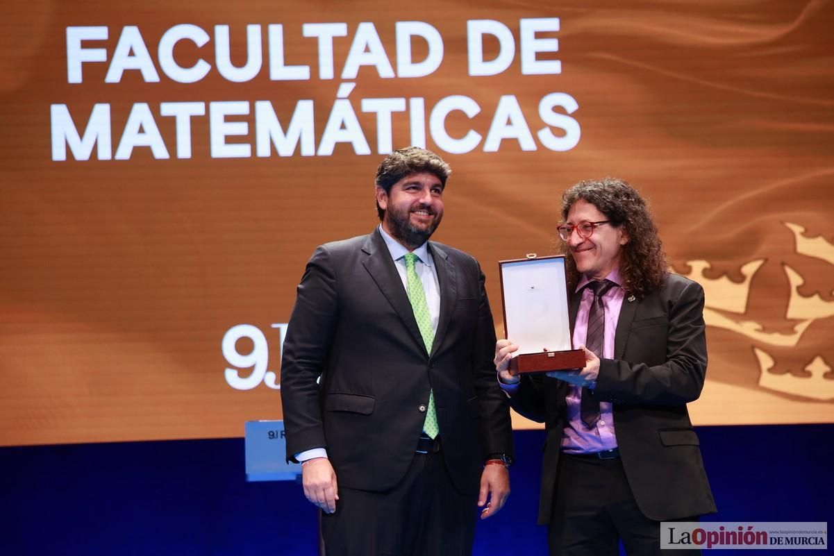 Así ha sido el acto institucional del Día de la Región de Murcia en el Teatro Romea