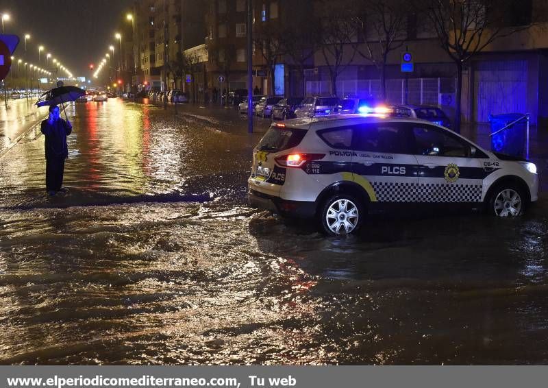 GALERÍA DE FOTOS -- El diluvio cae en Castellón y provoca inundaciones