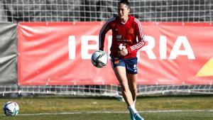 Archivo - Jenni Hermoso in action during the women football Team of Spain training sesion, at Ciudad del Futbol on February 15, 2022, in Las Ronzas, Madrid, Spain.