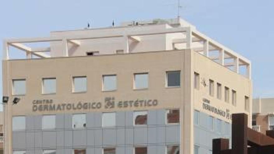 El Centro Dermatológico Estético se fundó hace más de 35 años.