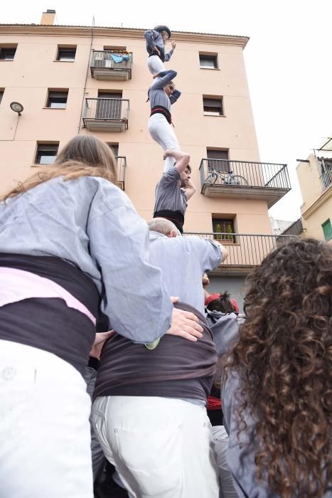 La colla Tirallongues commemora el seu 25è aniversari per la LLum