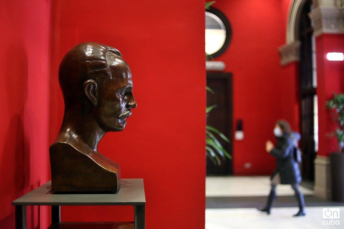 El busto de José Martí en el Paraninfo.
