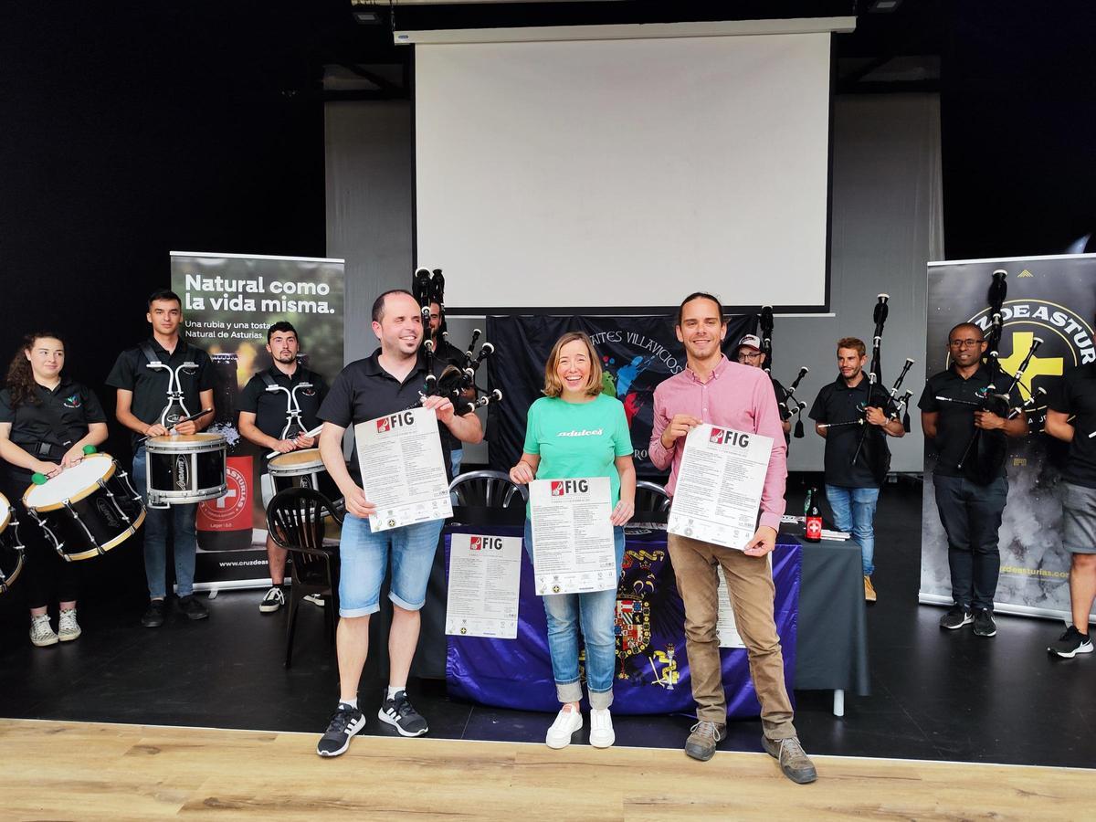 David Muñiz, Rocío Vega e Illán Escalada presentan el festival arropados por la banda de gaitas