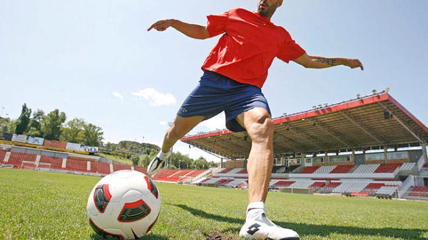 Kiko Ratón emula el llançament de penal que ara fa un any va donar la permanència al Girona a casa contra el Múrcia (1-1).