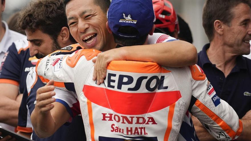 Honda abraza a Márquez como su gran salvador