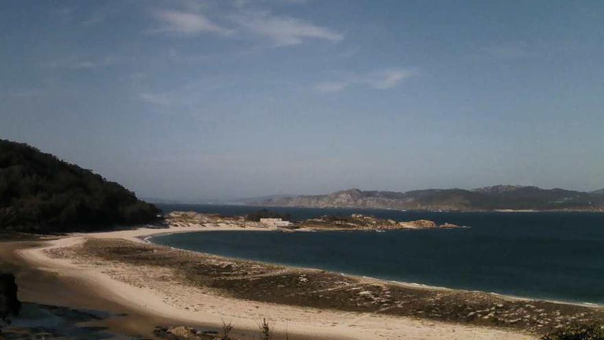 La playa de Rodas, en Cies, esta tarde // MG