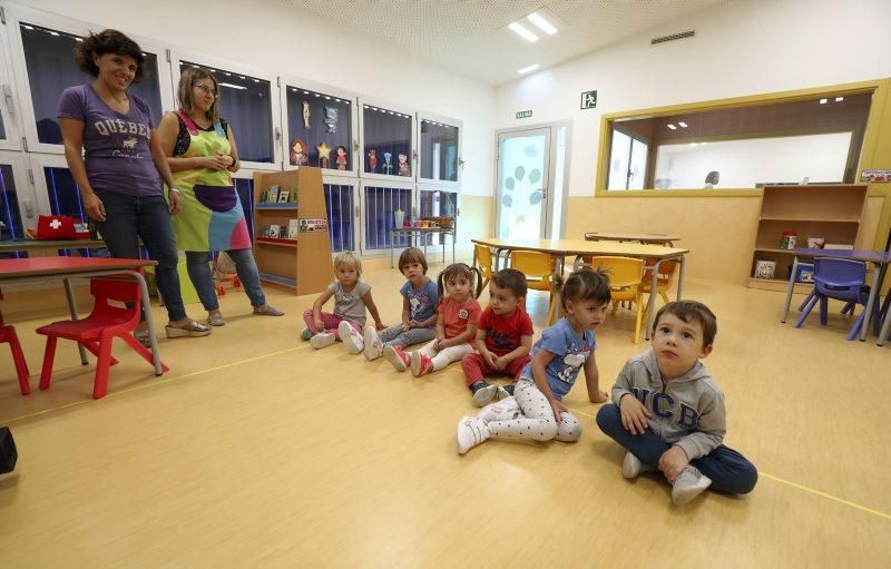 Primer día de clase en el nuevo colegio Parque Venecia