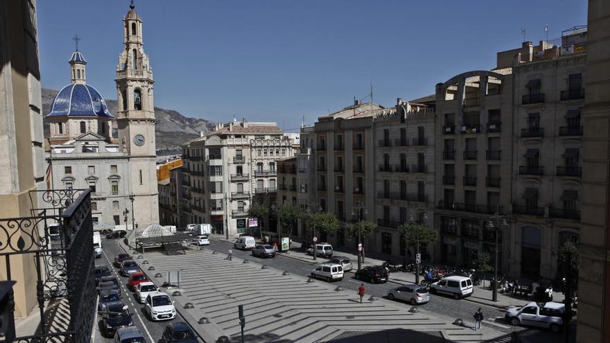 Imagen de la plaza de España de Alcoy.