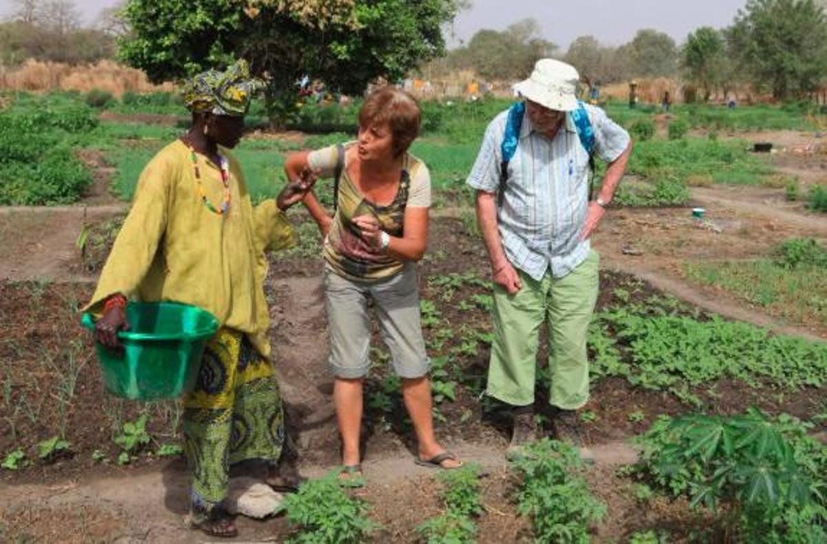 La parella de Blanes de l'ONG Kuwoku, a Gàmbia.