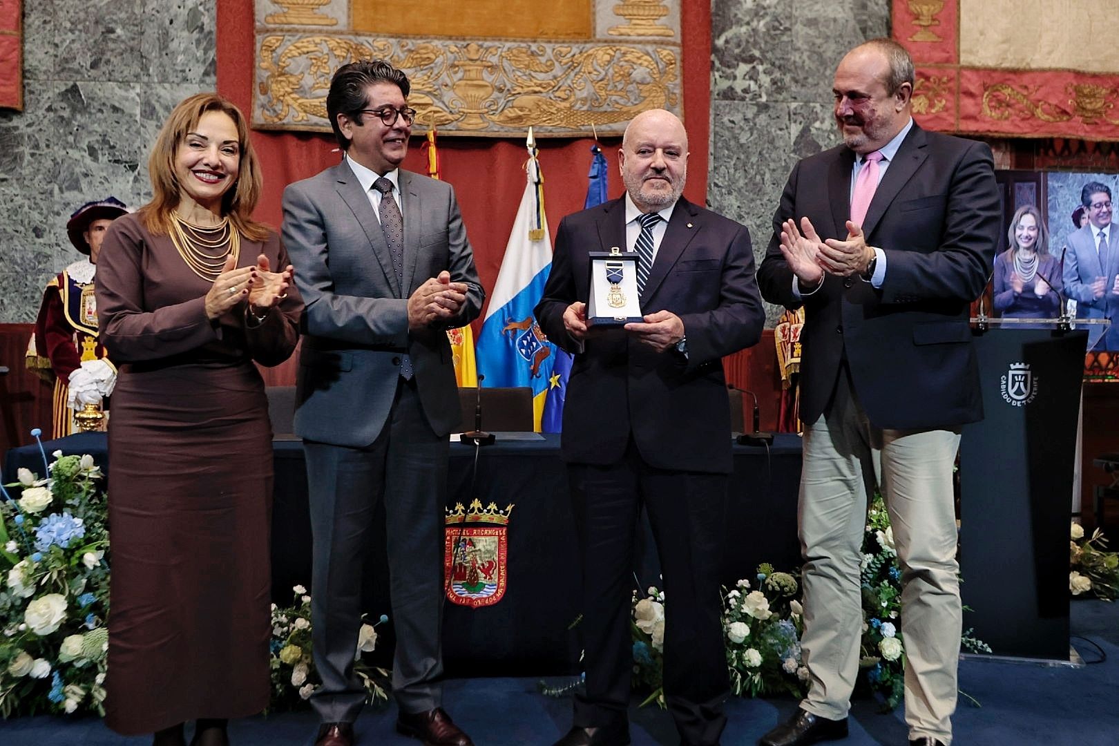 Entrega de la Medalla de Oro de Tenerife al Club Deportivo Tenerife