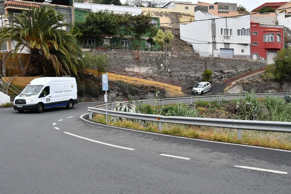 Carretera que sube a Caserones desde la calle Ceres