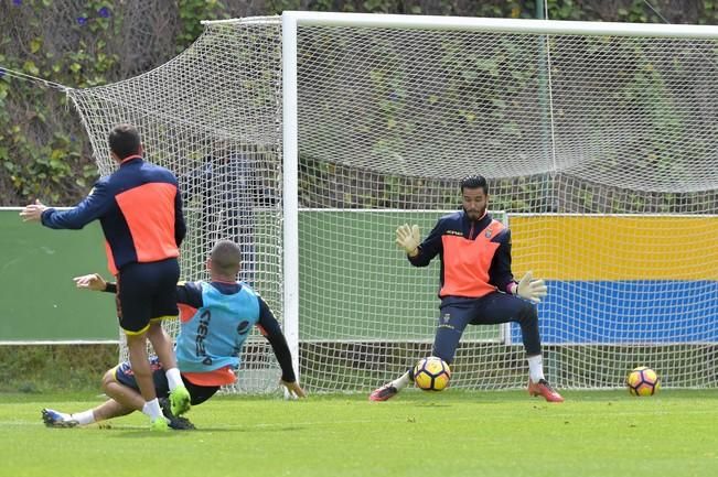 Entrenamiento de la Unión Deportiva Las Palmas ...