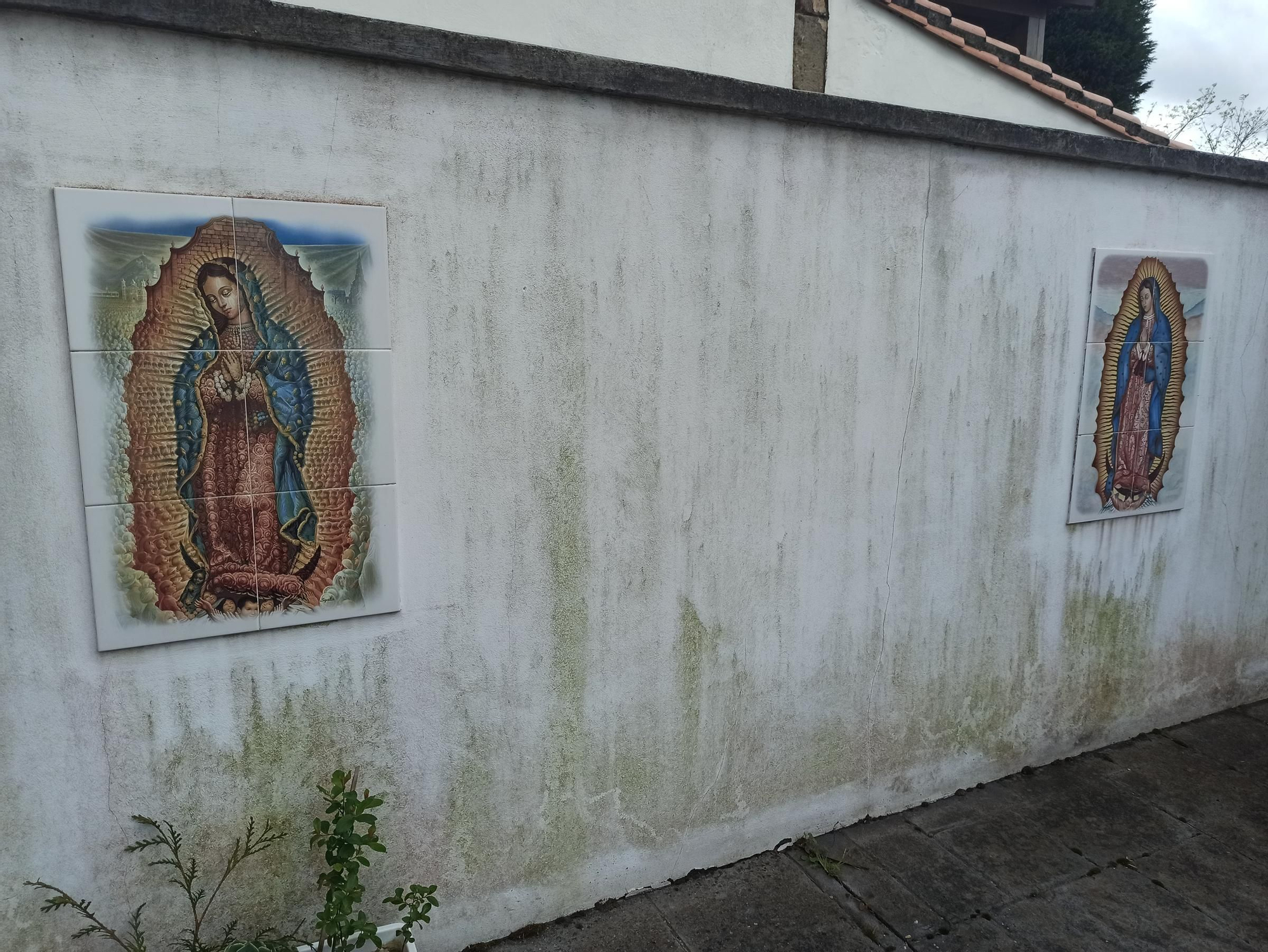 El templo románico de Santiago de Arlós se abre al público: "Tiene una iconografía muy variada"