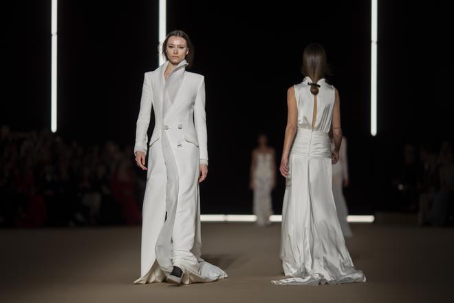 A moment of the runway show presenting Atelier Pronovias creations on occasion of the Barcelona Bridal Fashion Week (BBFW) held in Barcelona, Spain, 19 April 2024. EFE/ Marta Perez