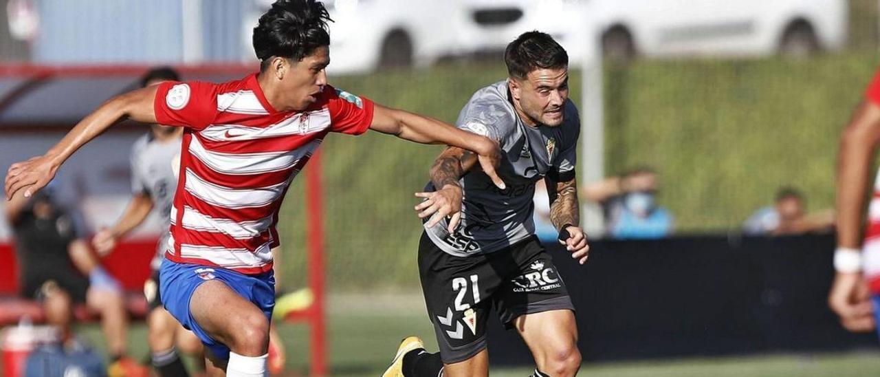 Fran García en un partido ante el Granada B | L.O.F.