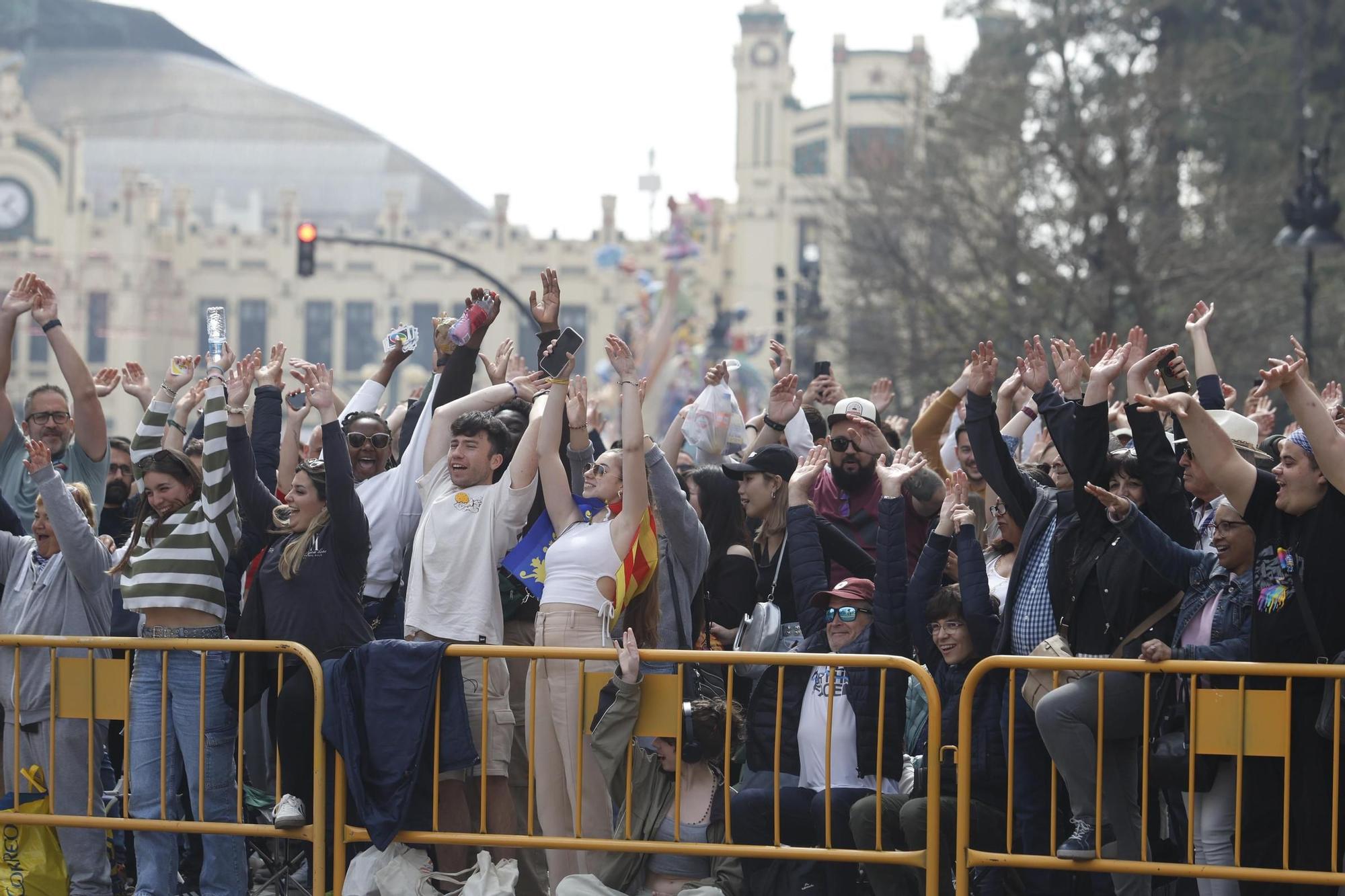 Búscate en la mascletà del 19 de marzo