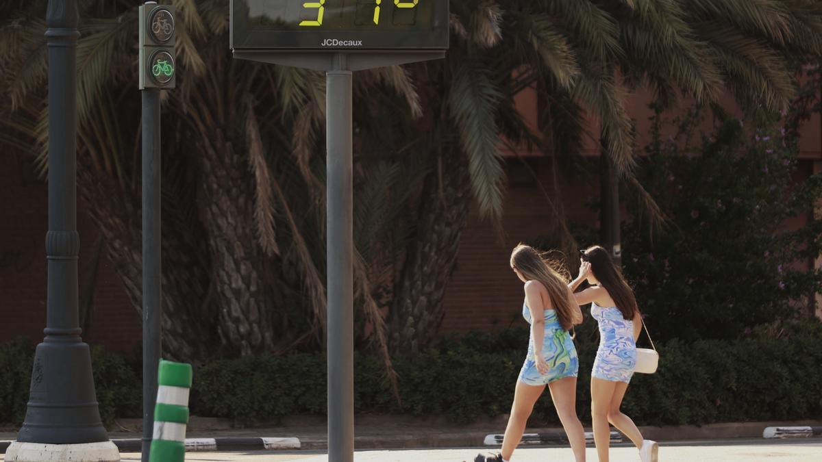 Bajan las temperaturas en València.