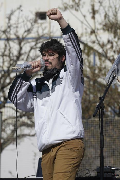 Manifestació a Girona per la llibertat d'expressió, el futur dels joves i l'autodeterminació