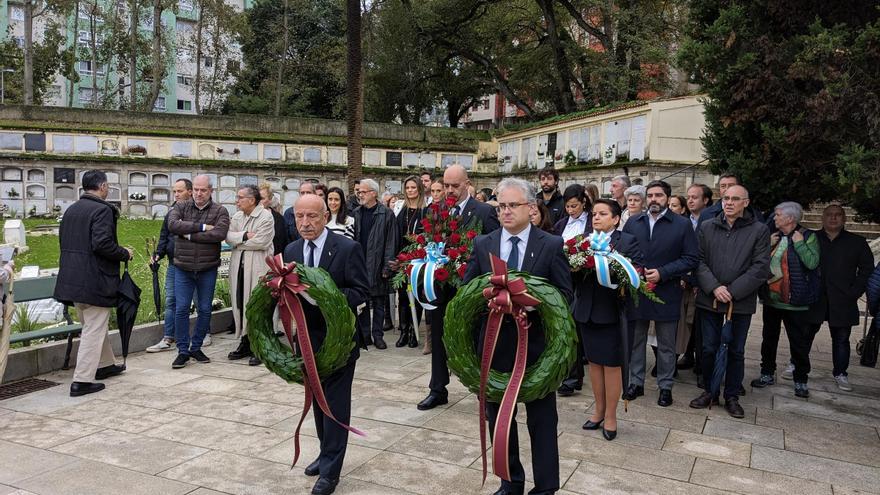 Así transcurrió el Día de Todos los Santos en A Coruña, con recuerdo al accidente aéreo de Montrove de 1973