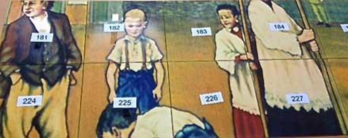 La estructura de hormigón sobre la que se instalará la réplica de cerámica. Detrás, el original.