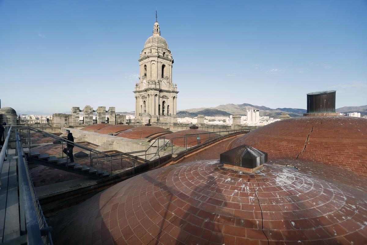 Campaña del Obispado para buscar fondos para construir el tejado de la Catedral