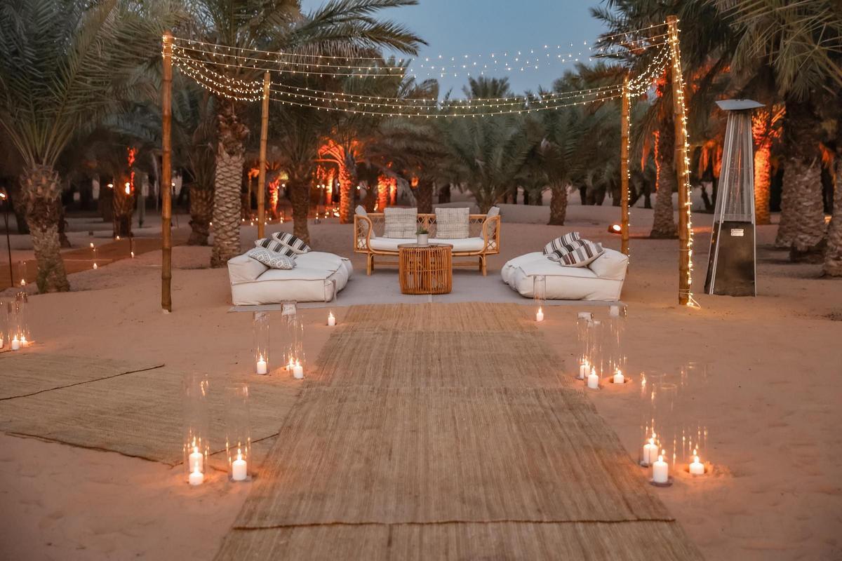 Campamento Sonara, en la Reserva de Conservación del Desierto de Dubái, donde el lujo se encuentra con la serenidad del desierto.