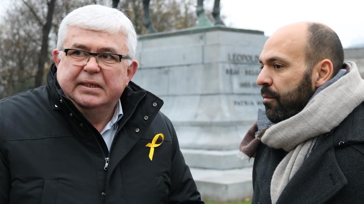 Agustí Alcoberro y Marcel Mauri esta mañana en Bruselas.