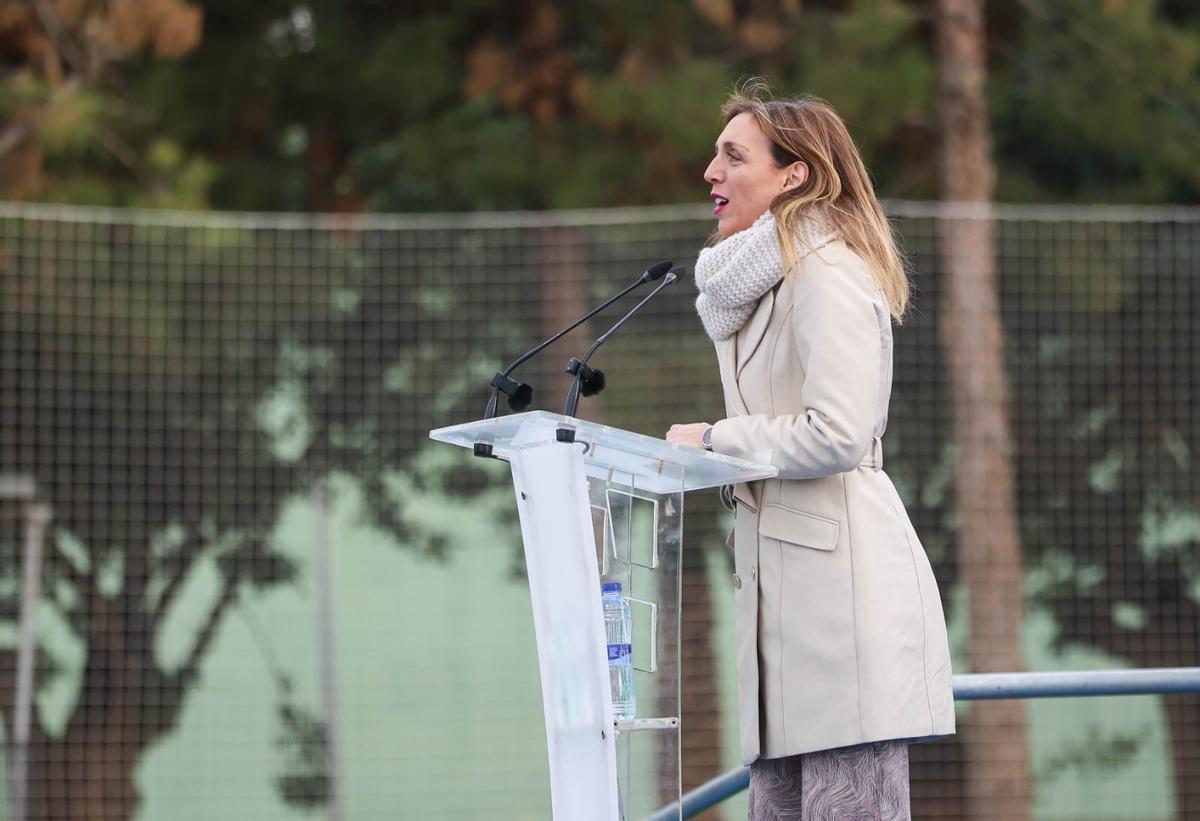 Candelaria Testa, alcaldesa de Alcorcón, durante su discurso.