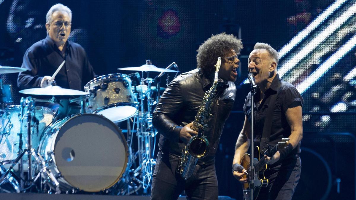 Bruce Springsteen en concierto en el Estadi Olimpic  