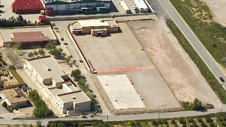 Vista aérea del centro educativo ubicado en la pedanía lorquina de La Hoya.