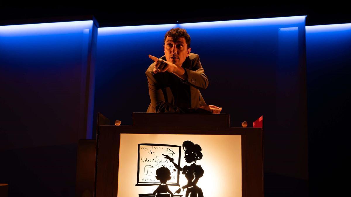'aLUZina', el espectáculo de magia e ilusionismo que llega a CaixaForum.
